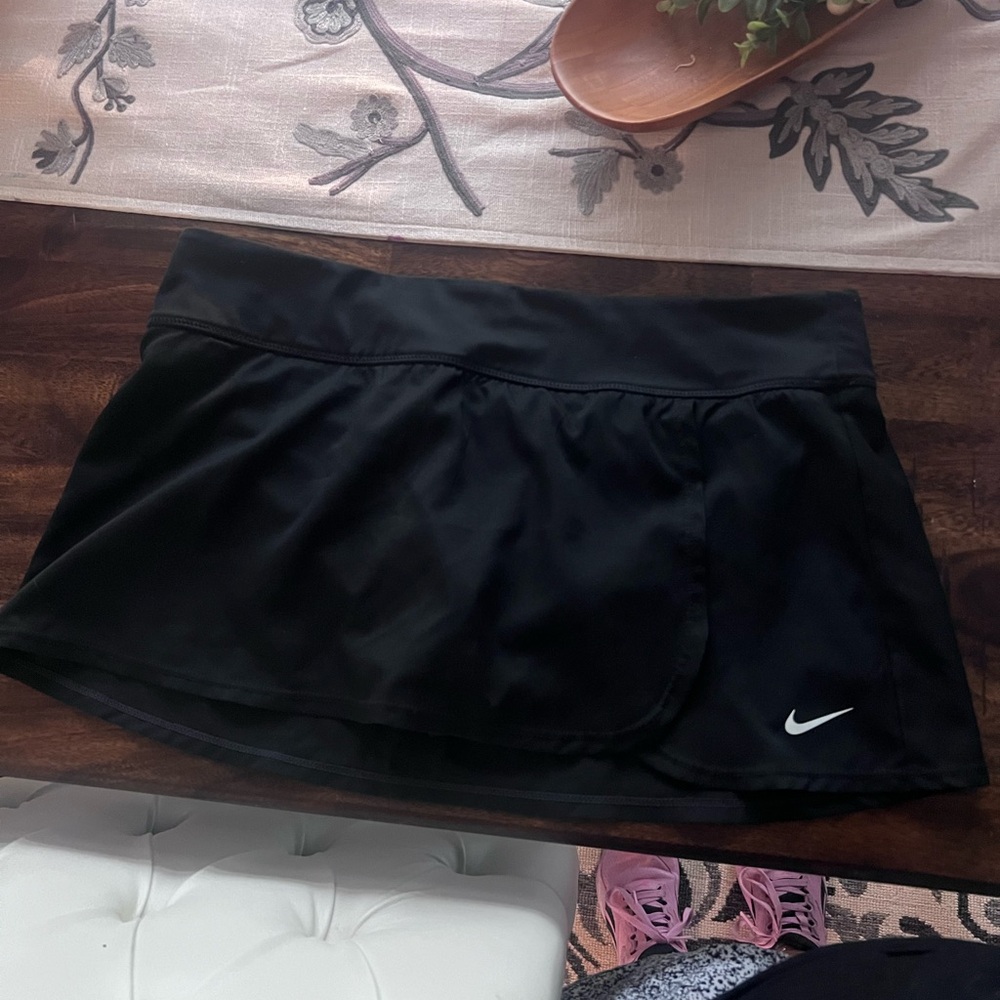 Nike Black Skirt with Logo Accent